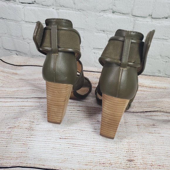 REPORT Signature Leather Gladiator Sandals - Picture 2 of 5